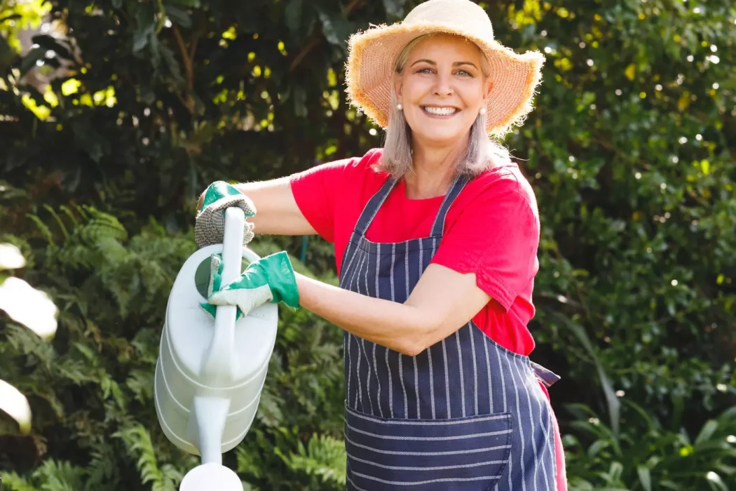 portrait-of-happy-senior-caucasian-woman-working-i-2023-11-27-05-08-01-utc-1