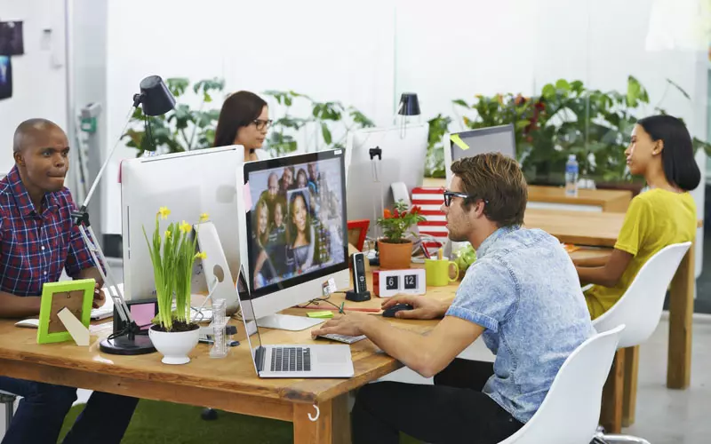 Lorem Ipsum is simply dummy text of the printing and typesetting industry.