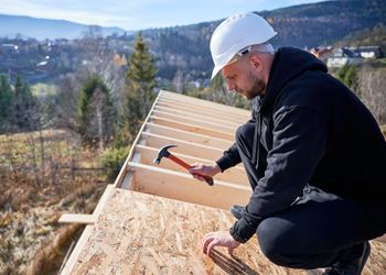 Essential Tools for DIY Roof Repairs Safely